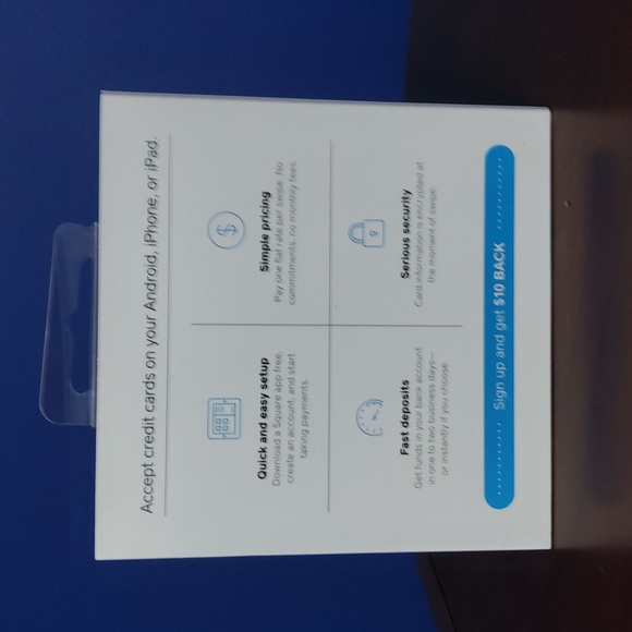 Square card reader - Picture 2 of 2